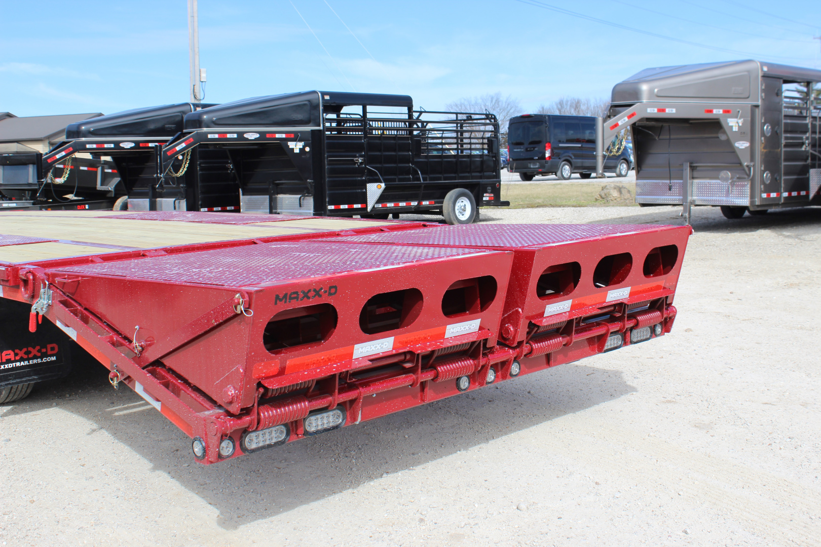 New 2026 MAXX-D LHX 34' Flatbed Trailer