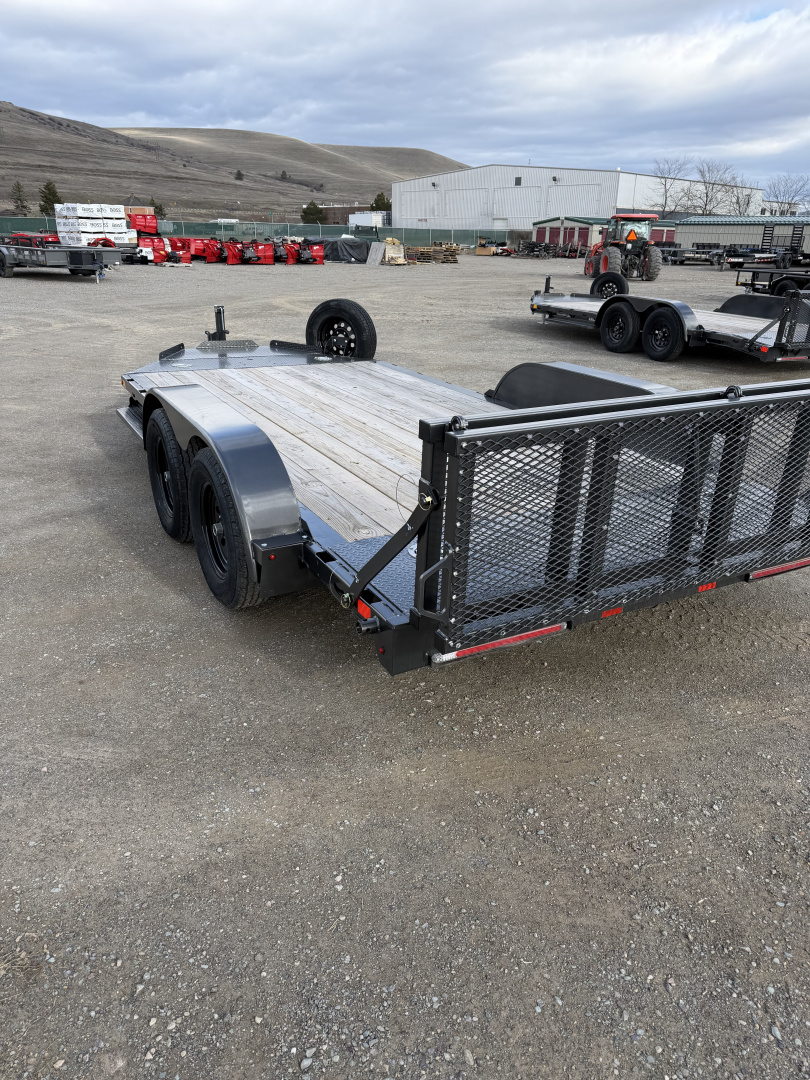 New 2025 Diamond C Trailers GTF235 14X83 Car Hauler