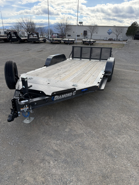 New 2025 Diamond C Trailers GTF235 14X83 Car Hauler