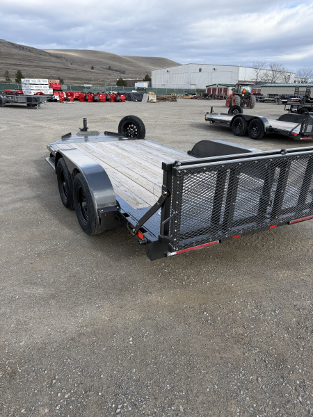New 2025 Diamond C Trailers GTF235 14X83 Car Hauler