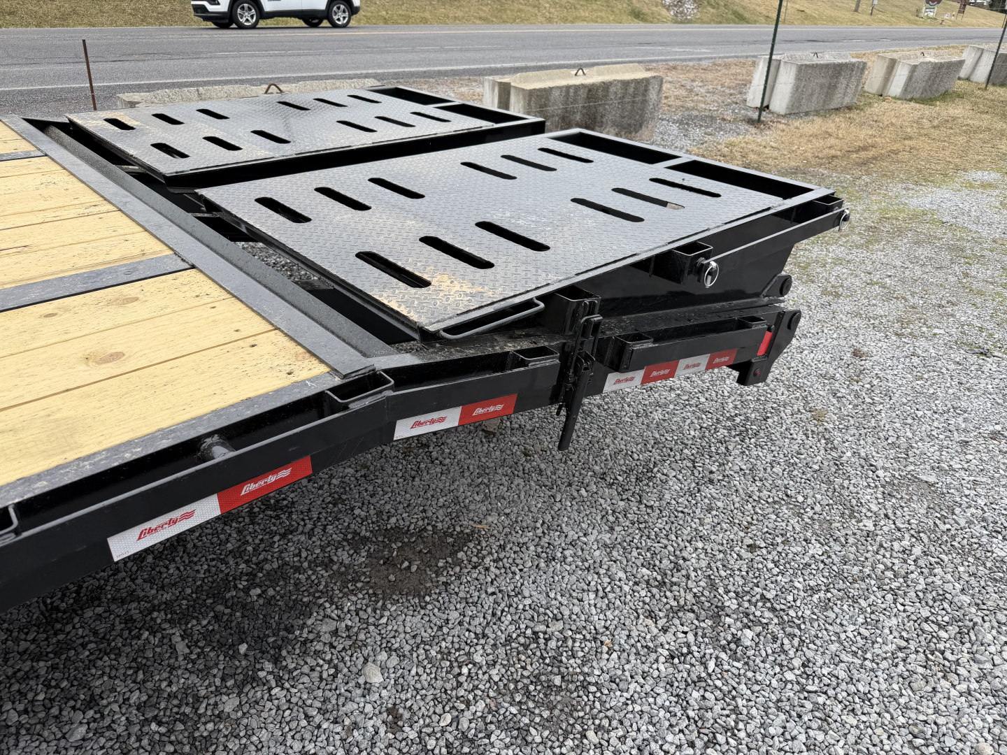 New 2026 Liberty Lf25k gooseneck trailer 20+5 mammoth ramps 23.9k GVWR