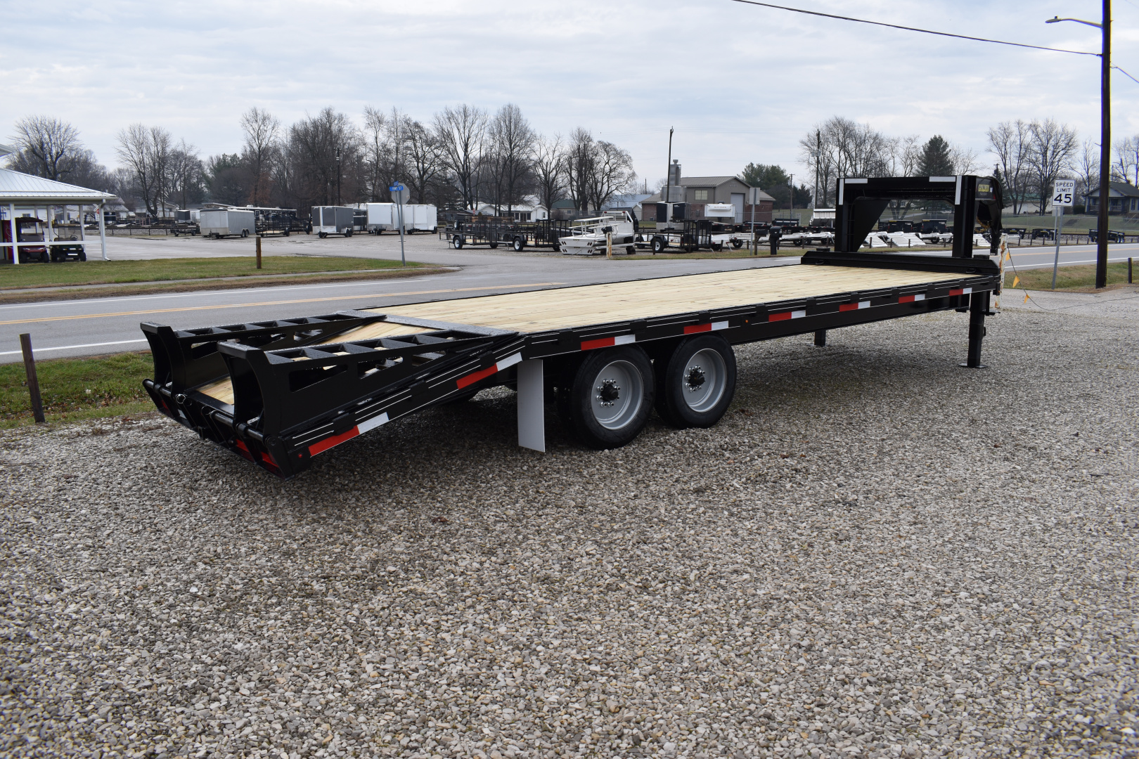New 2026 Golden Trailers 20+5 7K GN Flatbed Trailer