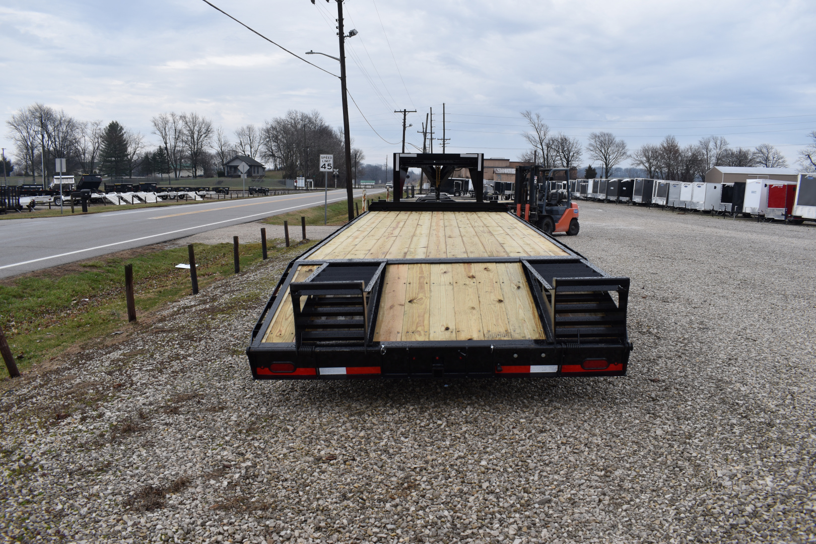 New 2026 Golden Trailers 20+5 7K GN Flatbed Trailer