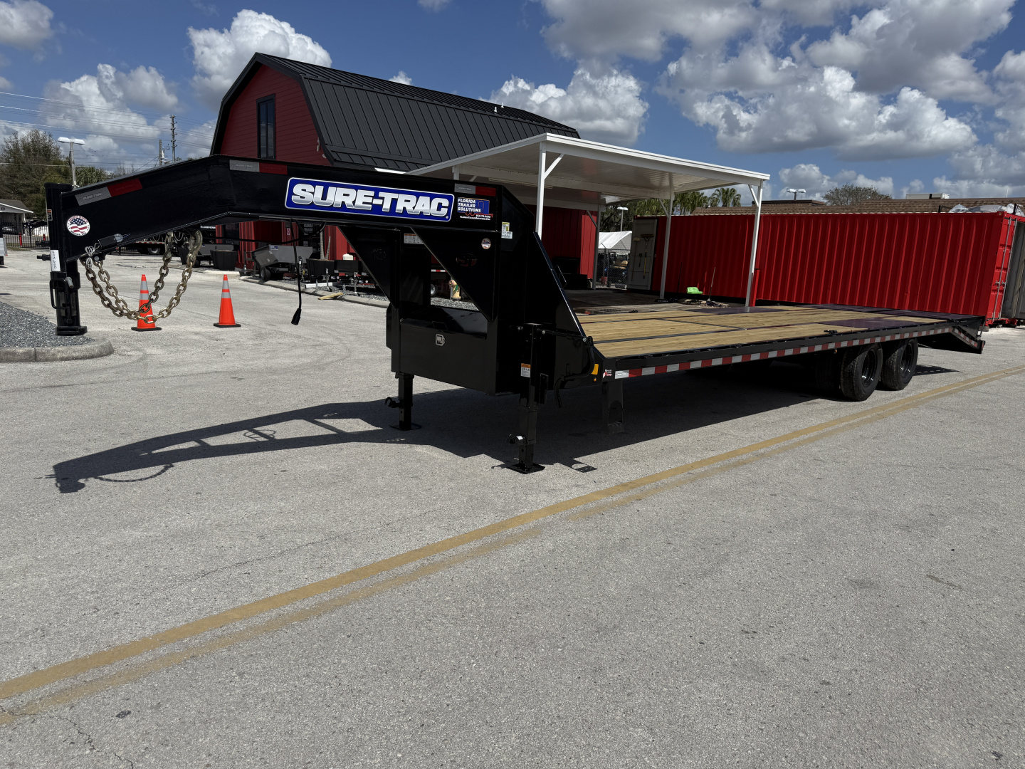 New 2026 Sure-Trac 8.5x30(25+5) HD Low Pro Deckover GN Deckover Trailer