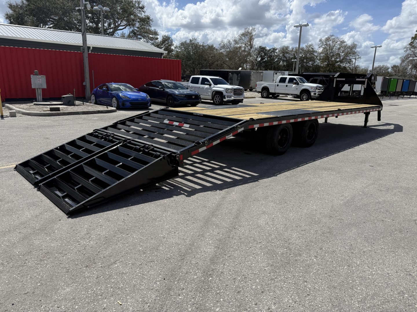 New 2026 Sure-Trac 8.5x30(25+5) HD Low Pro Deckover GN Deckover Trailer