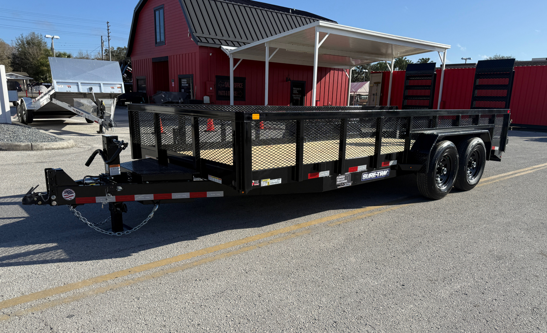 New 2026 Sure-Trac 7x18 (16+2) Tube Top Beavertail 14K Utility Trailer