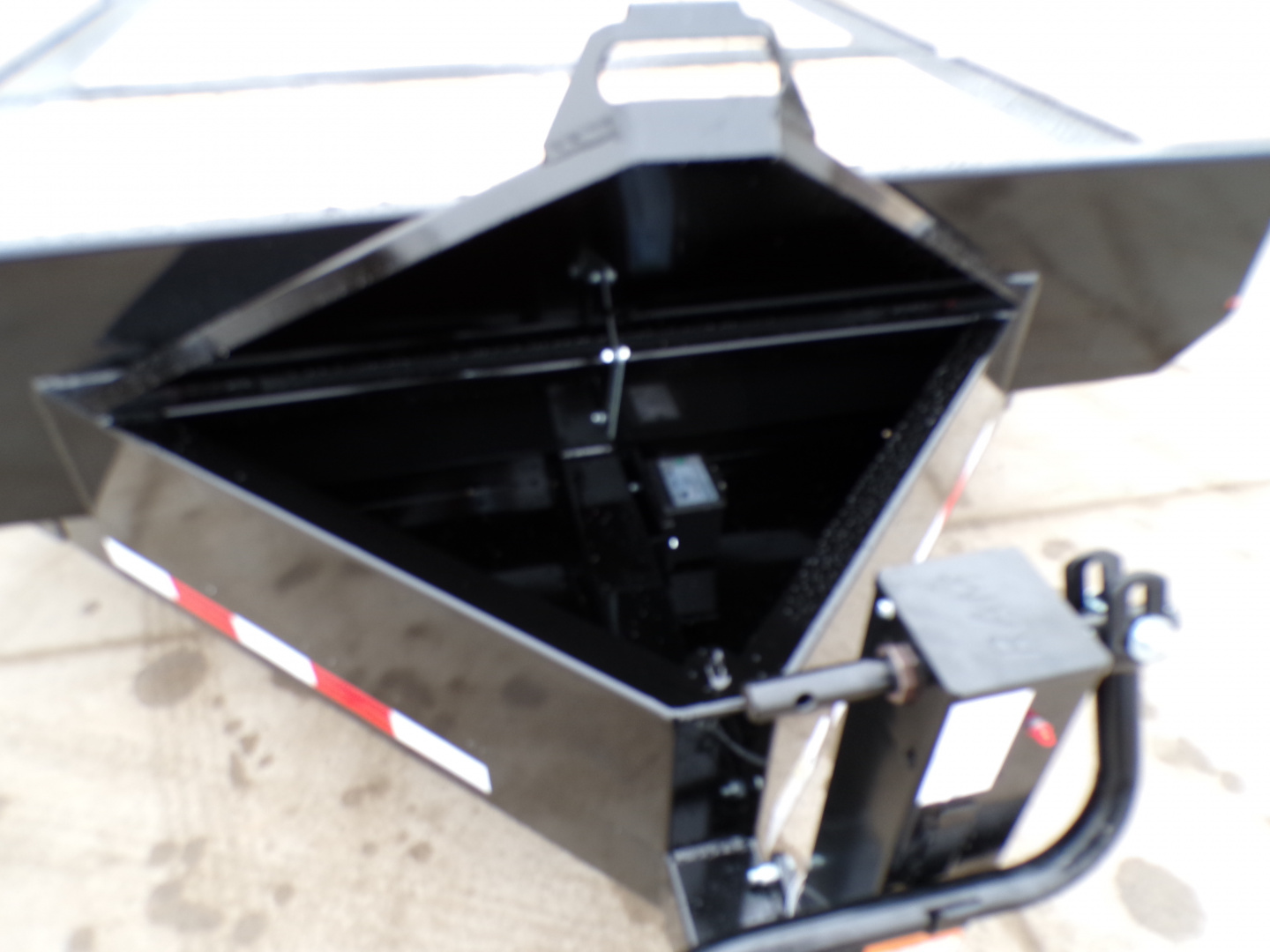 New 2026 Midsota TBWB 22 Tilt Trailer