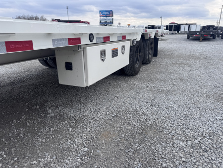 New 2026 Load Trail 32' Hydraulic Dovetail Gooseneck Equipment Trailer
