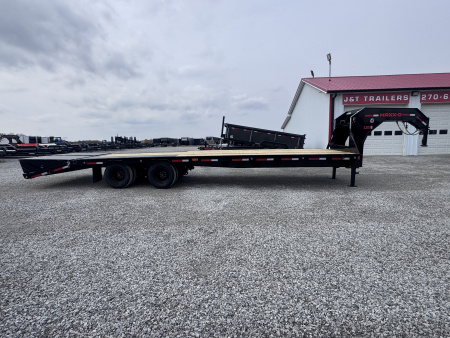 New 2026 MAXX-D LDX 102"x30' Dual Tandem Gooseneck Equipment Trailer