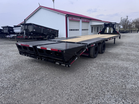 New 2026 MAXX-D LDX 102"x30' Dual Tandem Gooseneck Equipment Trailer