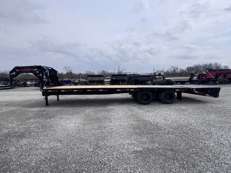 New 2026 MAXX-D LDX 102"x30' Dual Tandem Gooseneck Equipment Trailer