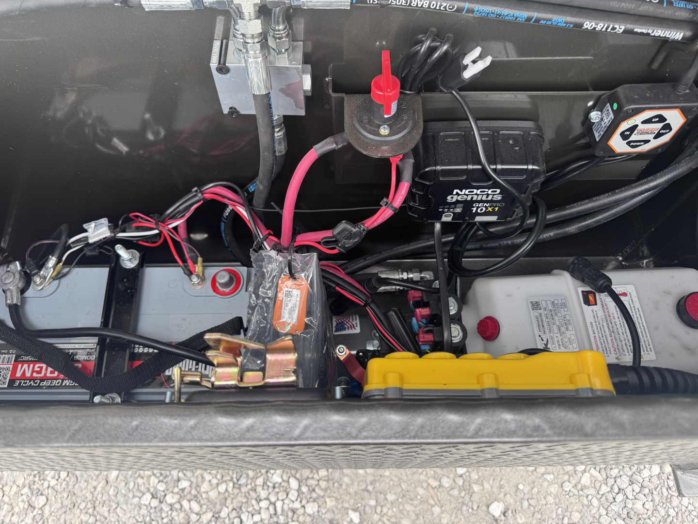 New 2026 MAXX-D YDX 32' Hydraulic Dovetail Gooseneck Equipment Trailer