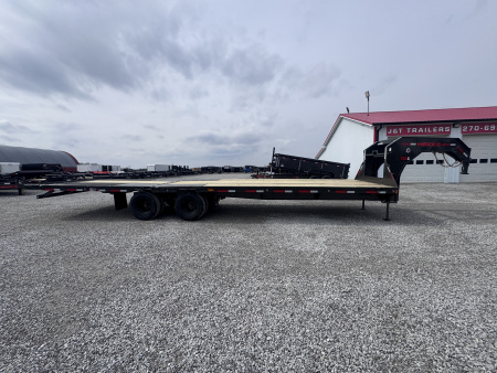 New 2026 MAXX-D YDX 32' Hydraulic Dovetail Gooseneck Equipment Trailer