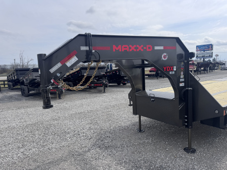 New 2026 MAXX-D YDX 32' Hydraulic Dovetail Gooseneck Equipment Trailer