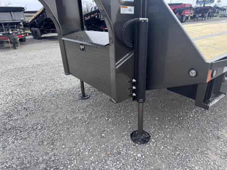 New 2026 MAXX-D YDX 32' Hydraulic Dovetail Gooseneck Equipment Trailer