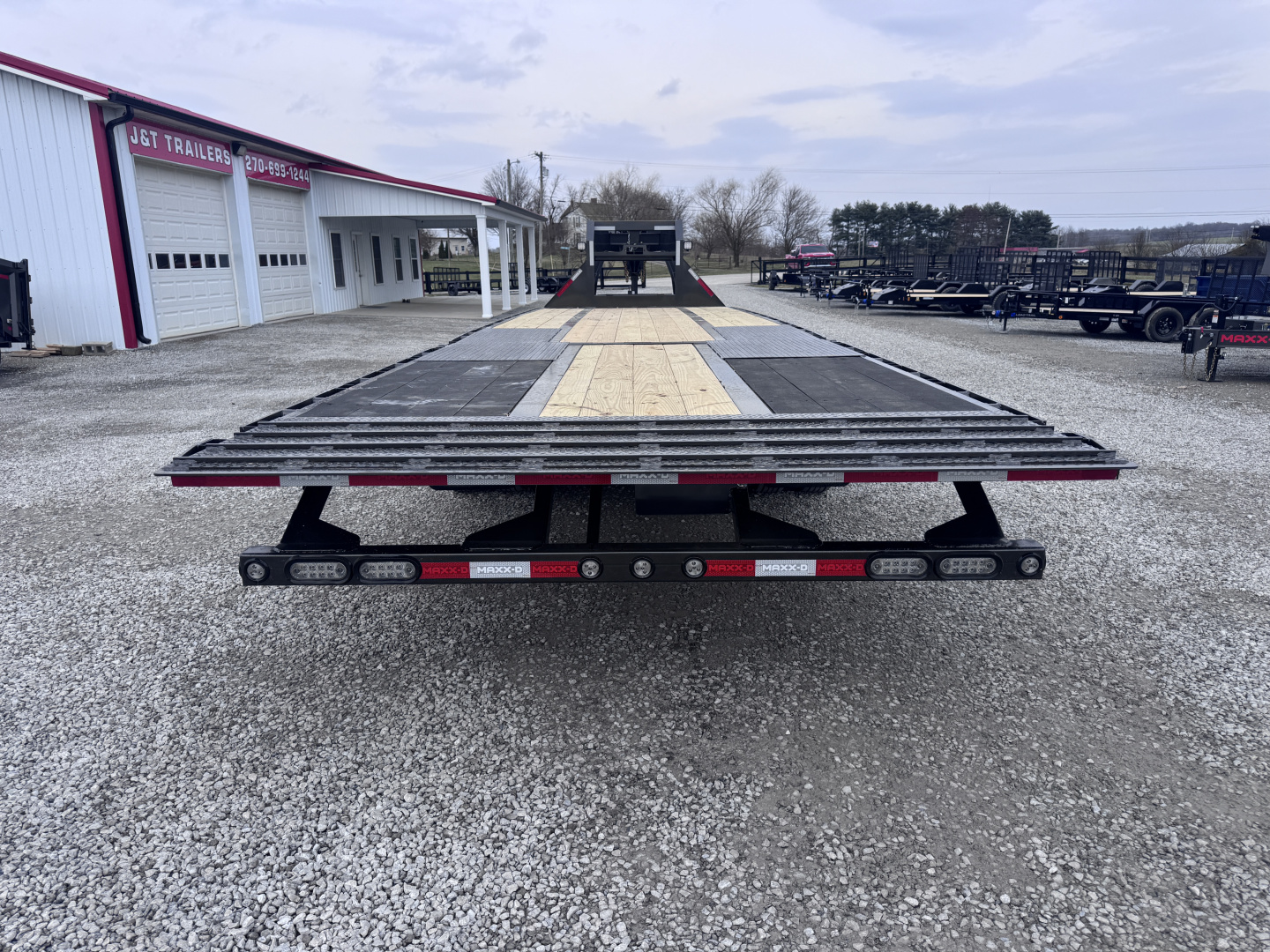 New 2026 MAXX-D 32' Hydraulic Dovetail Gooseneck Equipment Trailer