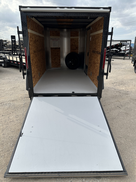 New 2025 Cargo Craft 5'x10'x5' Elite V Nose with side door and ramp door Cargo / Enclosed Trailer