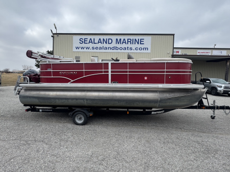 Used 2015 Sylvan Mirage 8520 Pontoon Boat