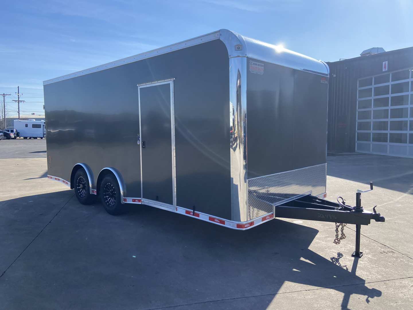 New United UXT 8.520 Cargo Enclosed Trailer