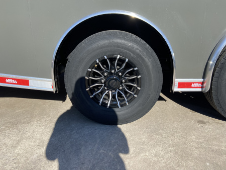 New United UXT 8.520 Cargo Enclosed Trailer