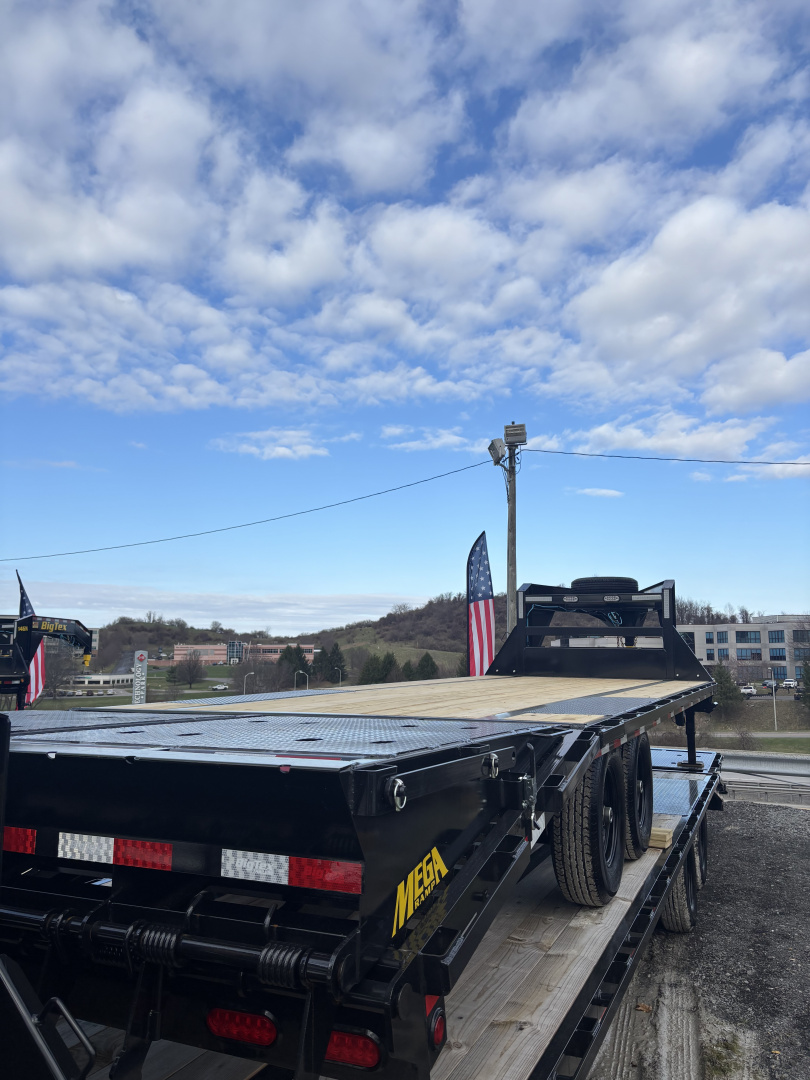 New 2026 Big Tex Trailers 102X20+5 Deckover Trailer