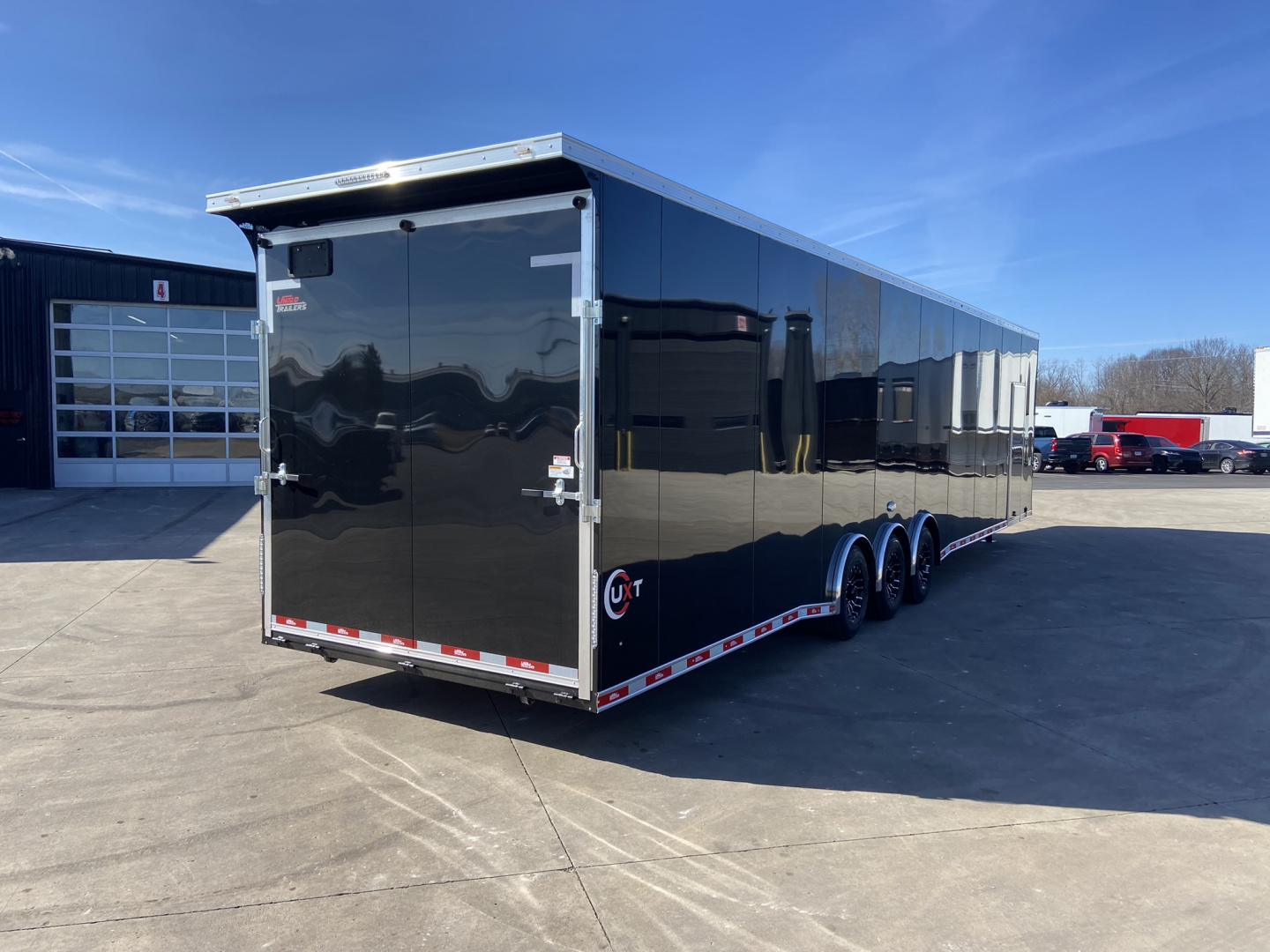 New United Trailers UXGN 8.5X46 Car Hauler