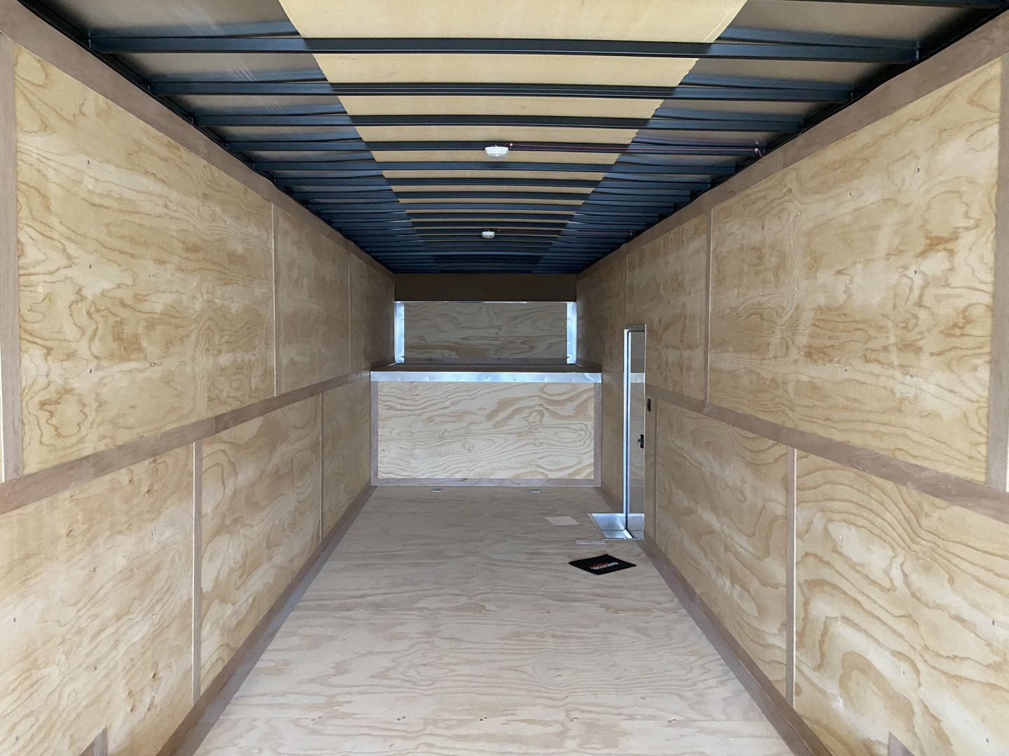 New United UXGN 8.5X48 Car Trailer