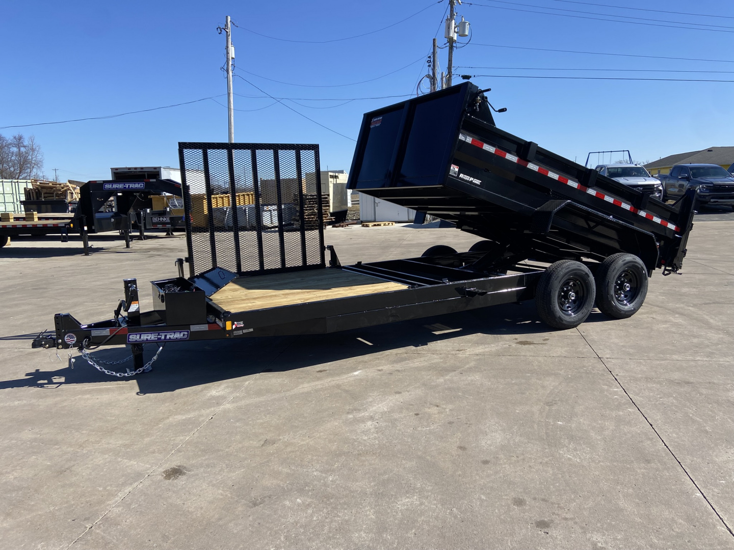 New Sure-Trac 7X18(12+6) Low profile Scissor Dump 14K