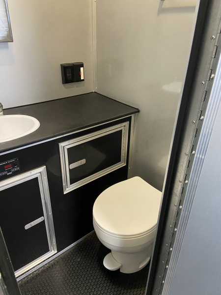 New Vintage 8X53 Center Bath Racing Trailer