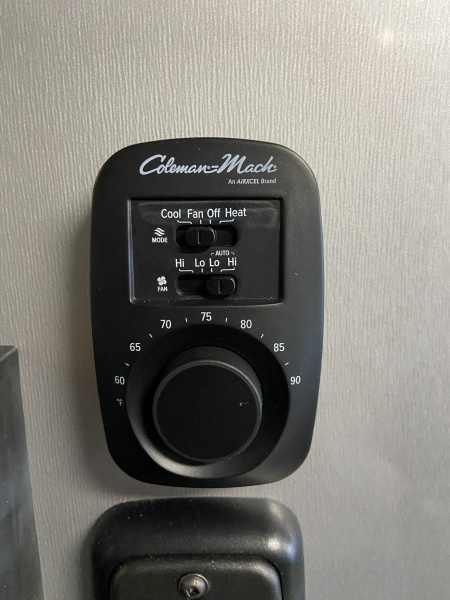 New Vintage 8X53 Center Bath Racing Trailer