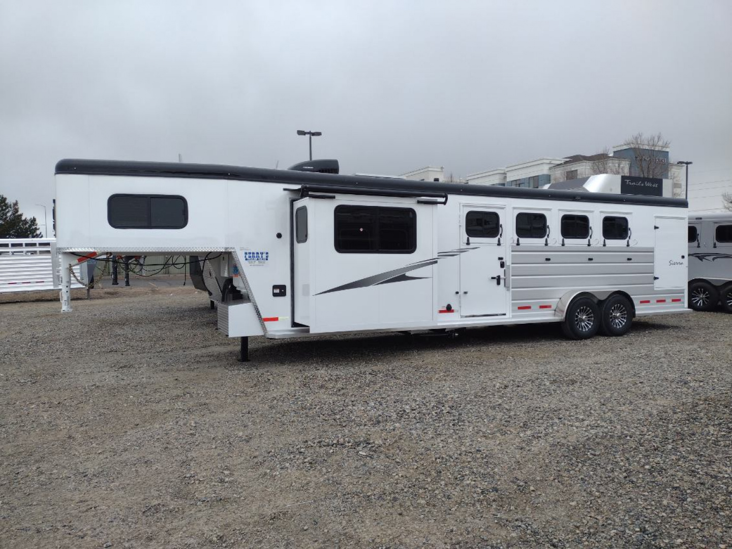 New 2026 Trails West Sierra 4 Horse w/ 10x10 Living Quarters Trailer