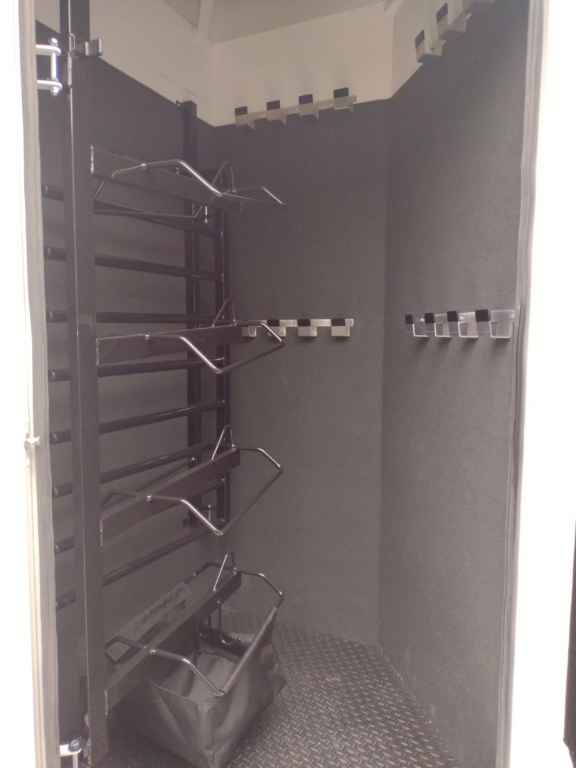 New 2026 Trails West Sierra 4 Horse w/ 10x10 Living Quarters Trailer