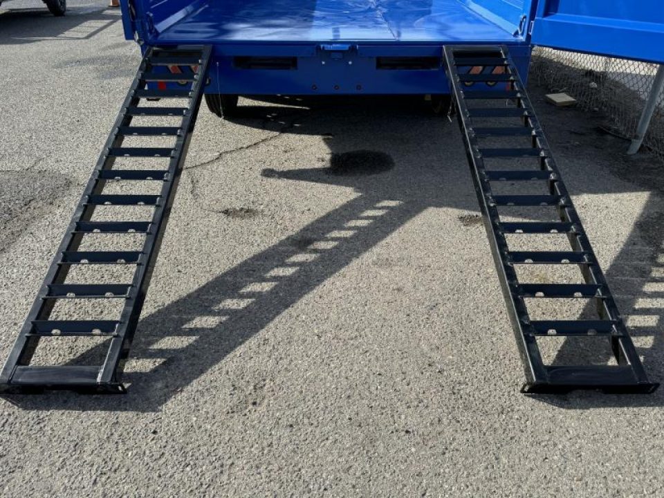 New 2025 Diamond C DOD 96"x14' - 14.9K Deckover Telescopic Dump Trailer
