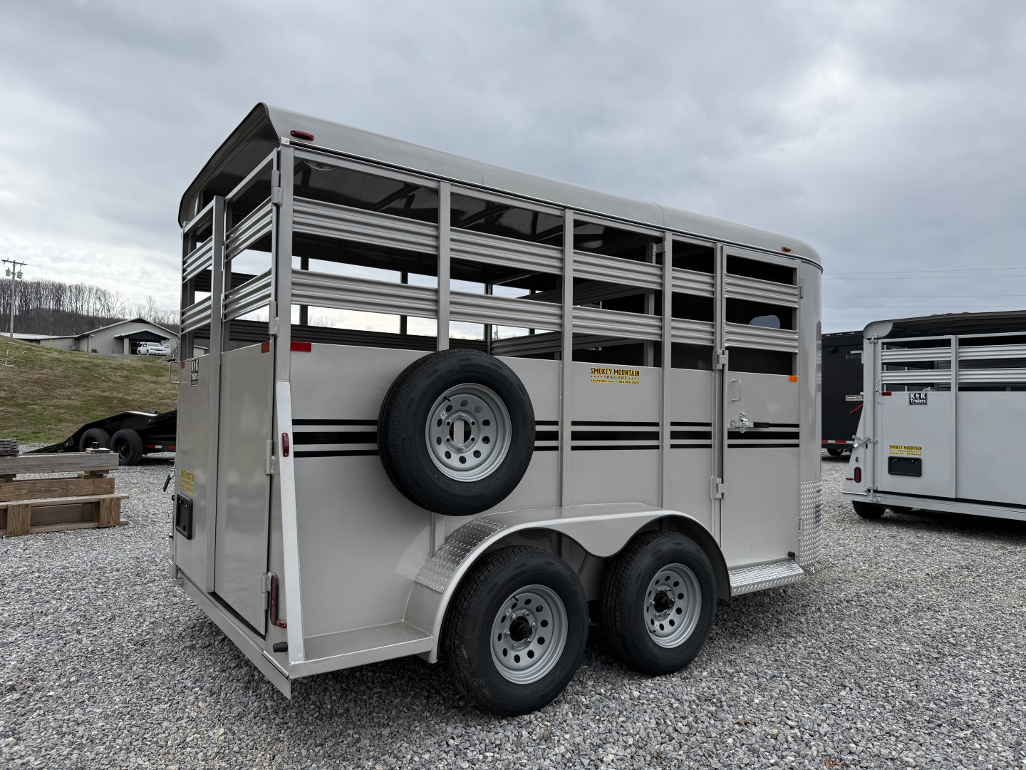 New 2026 Bee 6X14 7' SPARE w/MATS Stock / Stock Combo Trailer