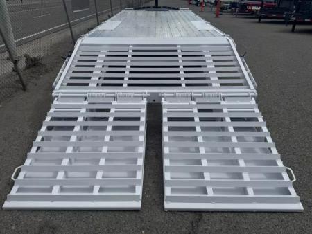 New 2026 Diamond C DEC 26' Max Ramp - 14.9K Deckover Equipment Trailer