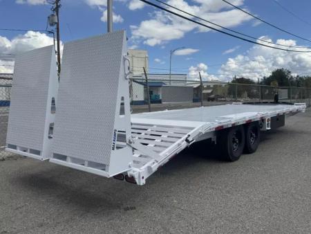 New 2026 Diamond C DEC 26' Max Ramp - 14.9K Deckover Equipment Trailer