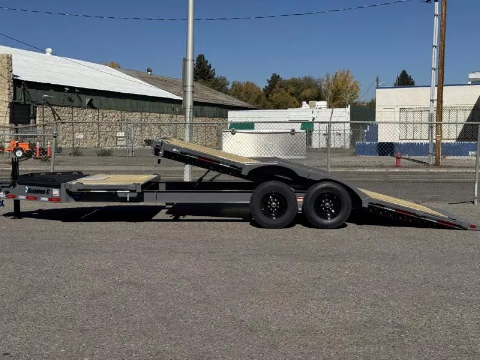 New 2026 Diamond C HXD 102"x22' - 15.5K Equipment Tilt Trailer