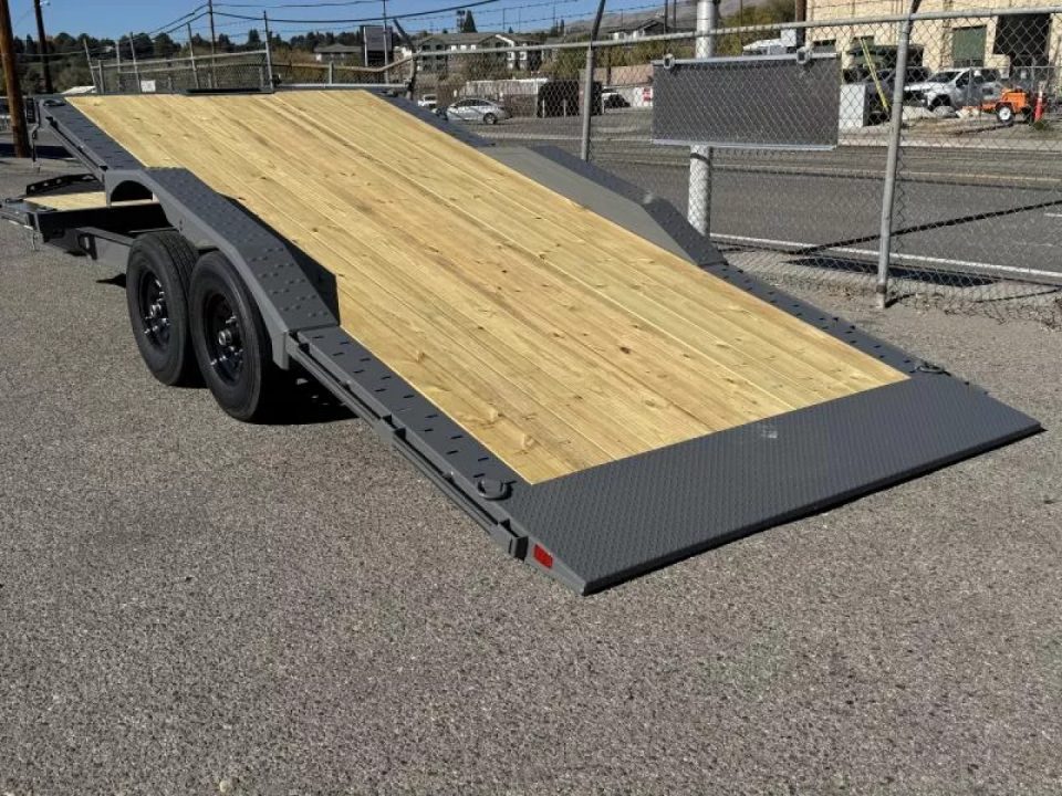 New 2026 Diamond C HXD 102"x22' - 15.5K Equipment Tilt Trailer