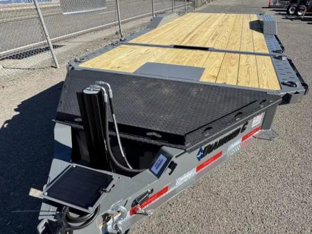 New 2026 Diamond C HXD 102"x22' - 15.5K Equipment Tilt Trailer