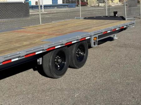 New 2026 Diamond C DEC 22' - 15.5K Deckover Equipment Trailer