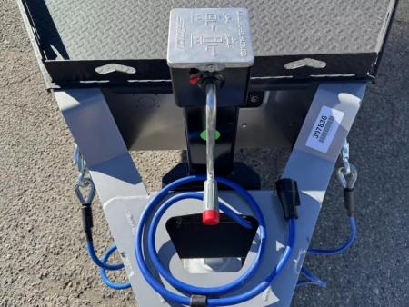 New 2026 Diamond C DEC 22' - 15.5K Deckover Equipment Trailer