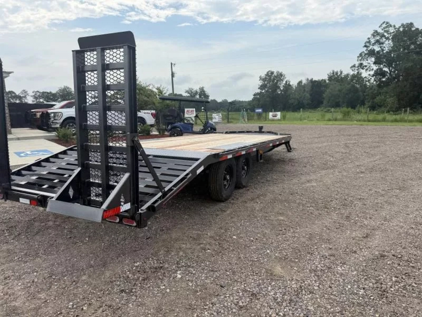 New 2025 Diamond C Trailers DEC207 Equipment Trailer