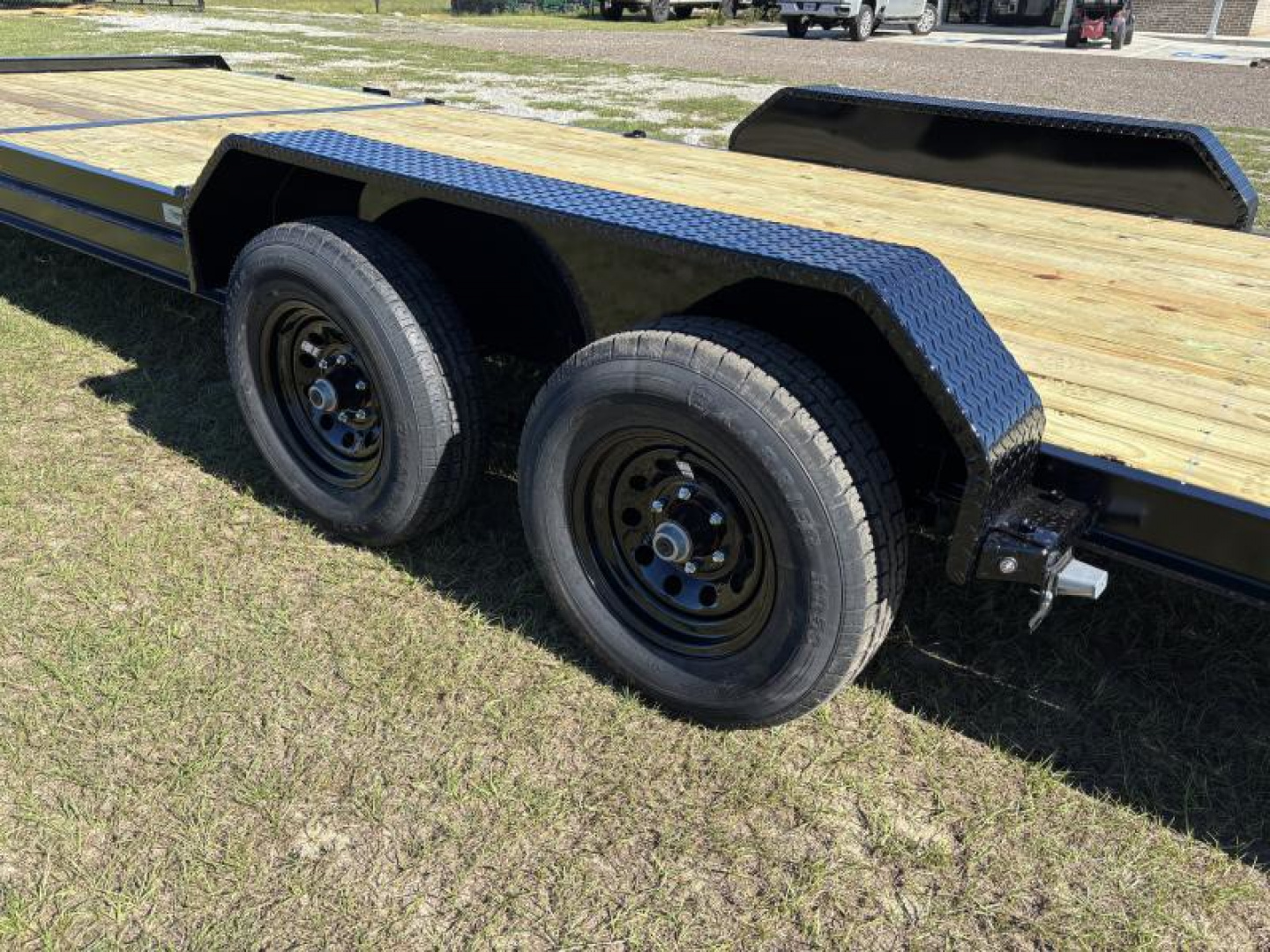 New 2025 Southern Utility 7x24TA 10K - Car Hauler