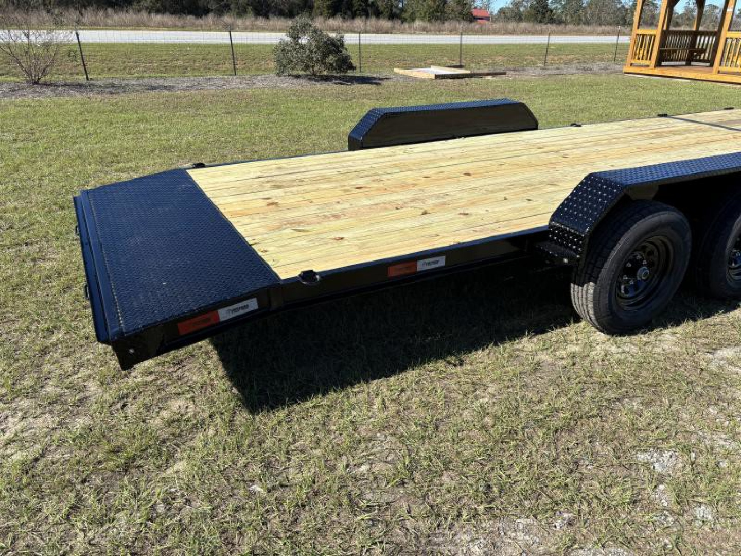 New 2025 Southern Utility 7x24TA 10K - Car Hauler