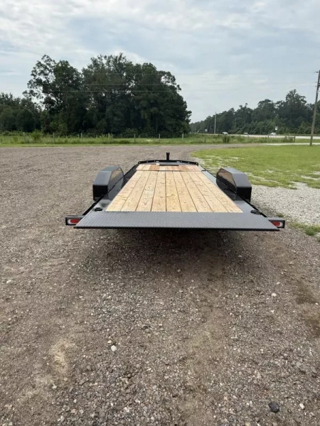 New 2025 Diamond C Trailers HDT207 22X82 Equipment Trailer