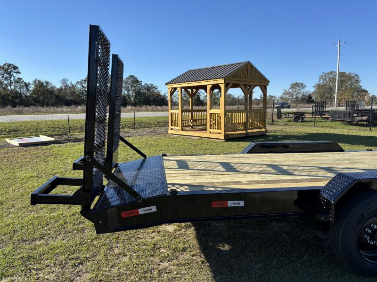 New 2024 Southern Utility 7x24 16K - HD Ramps Equipment Trailer