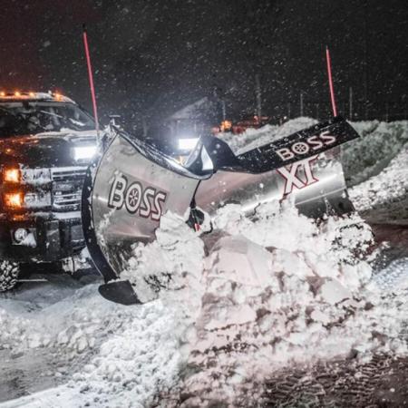 New MSC18792 - BOSS SNOWPLOW RT3 9'2'' STAINLESS V-XT V-PLOW with Cold front