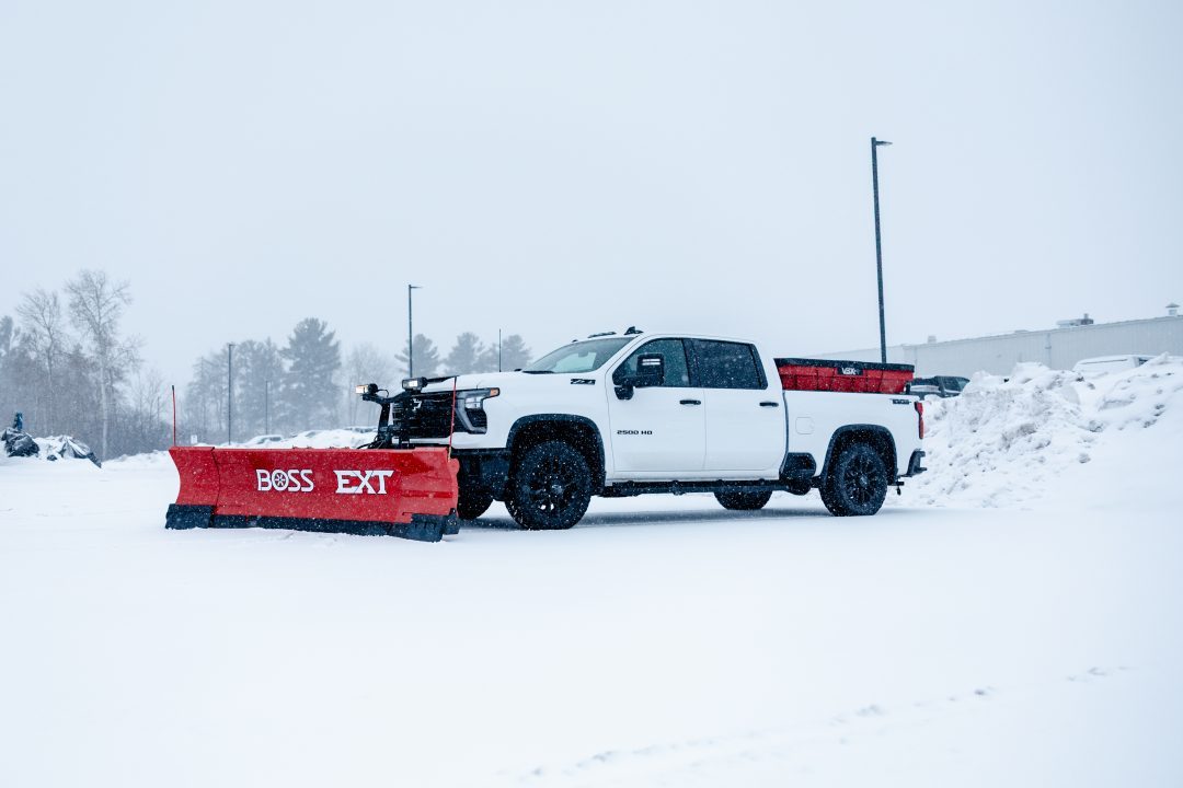 New STB19200 - BOSS SNOWPLOW 8'-10' STRAIGHT BLADE EXT with cold front
