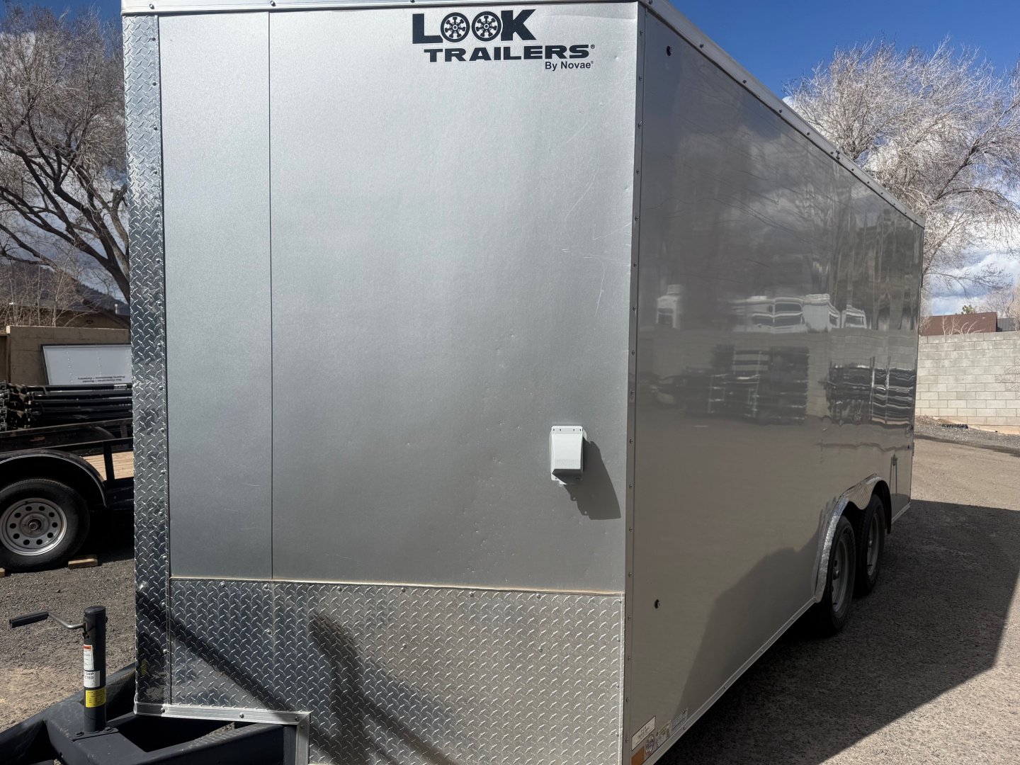 New 2023 Look Trailers 8.5X16 Element SE Cargo / Enclosed Trailer Construction work trailer with barn doors
