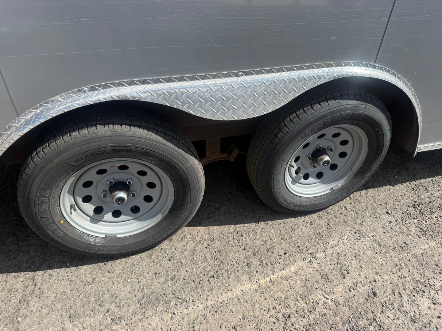 New 2023 Look Trailers 8.5X16 Element SE Cargo / Enclosed Trailer Construction work trailer with barn doors